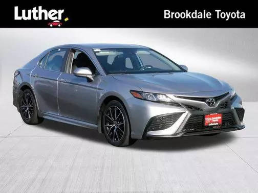 2021 Toyota Camry SE FWD photo