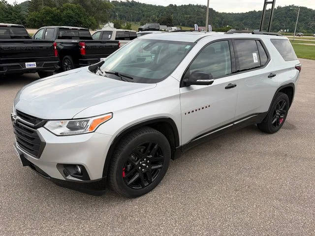 2021 Chevrolet Traverse Premier AWD photo