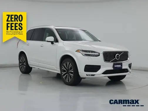 2021 Volvo XC90 Momentum AWD photo