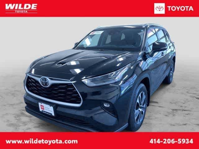 2021 Toyota Highlander XLE AWD photo