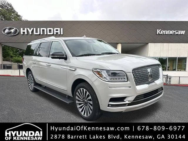 2021 Lincoln Navigator L Reserve 4WD photo