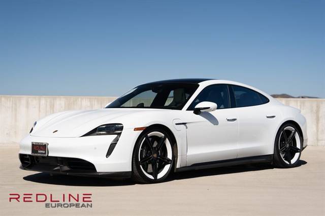 2021 Porsche Taycan Turbo S AWD photo