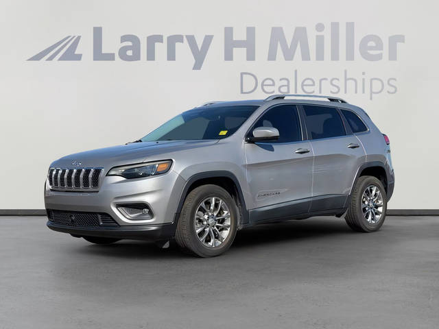 2021 Jeep Cherokee Latitude Plus FWD photo