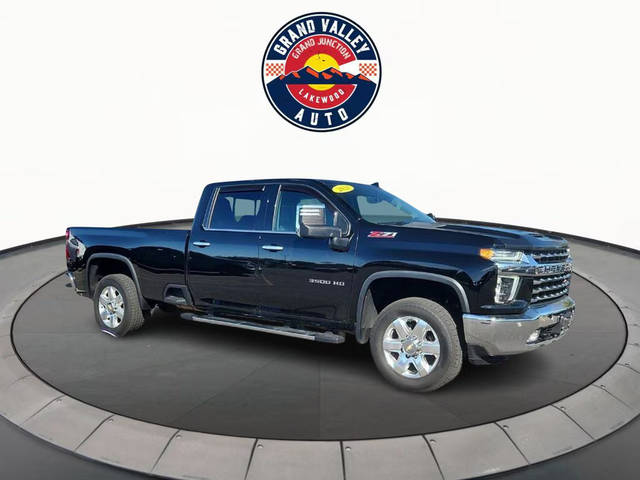 2021 Chevrolet Silverado 3500HD LTZ 4WD photo