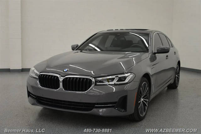 2021 BMW 5 Series 530e RWD photo