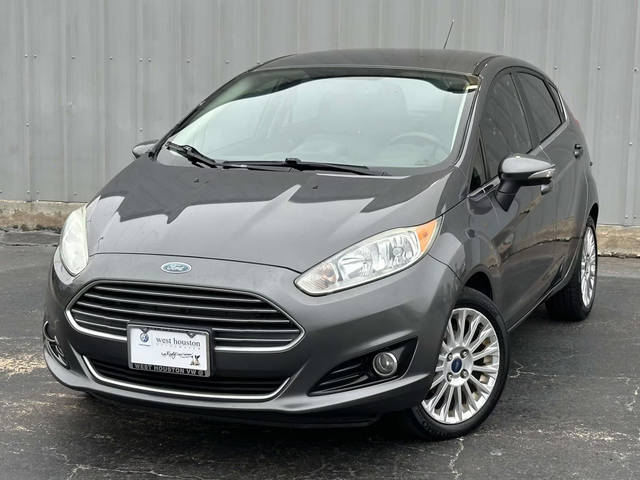 2015 Ford Fiesta Titanium FWD photo