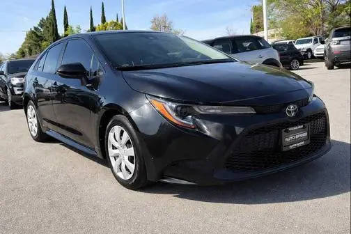 2020 Toyota Corolla LE FWD photo