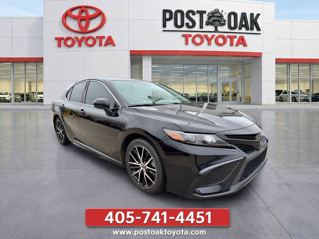 2021 Toyota Camry SE FWD photo