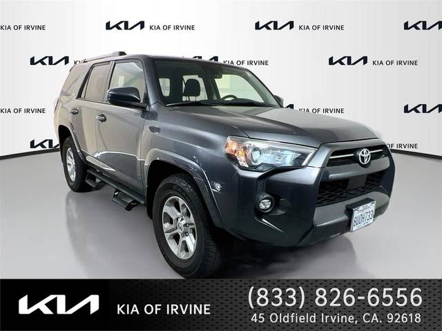 2021 Toyota 4Runner SR5 RWD photo