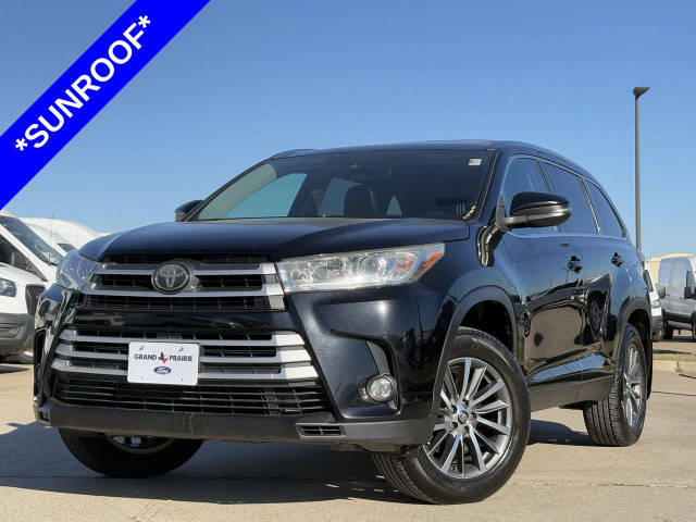 2019 Toyota Highlander XLE AWD photo