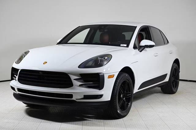 2021 Porsche Macan S AWD photo