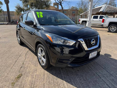 2020 Nissan Kicks S FWD photo