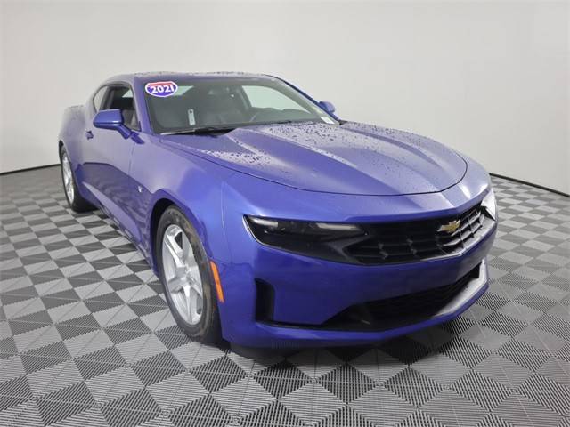 2021 Chevrolet Camaro 1LT RWD photo