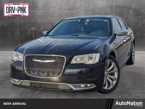 2020 Chrysler 300 Limited RWD photo