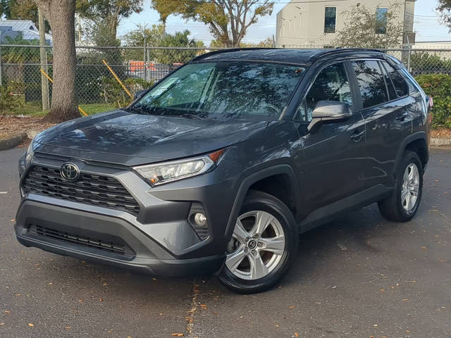 2021 Toyota RAV4 XLE FWD photo