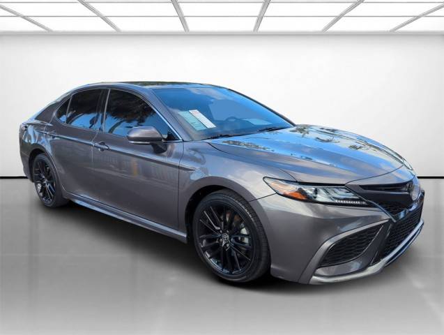 2021 Toyota Camry XSE FWD photo