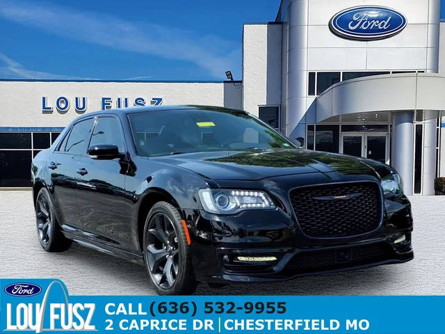 2021 Chrysler 300 300S RWD photo
