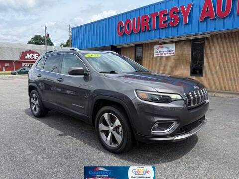 2021 Jeep Cherokee Limited 4WD photo