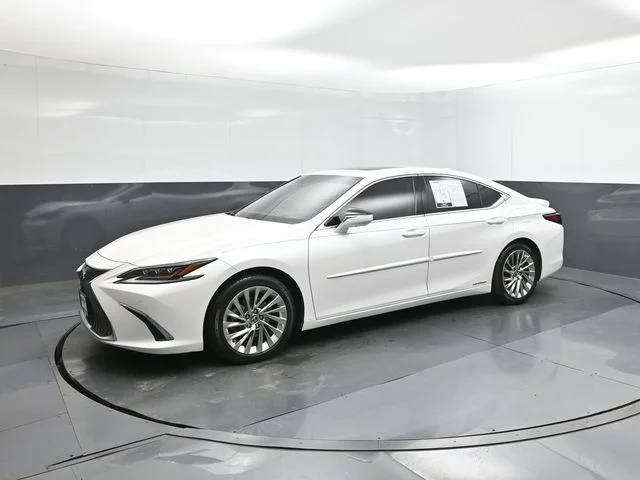 2021 Lexus ES ES 300h Ultra Luxury FWD photo