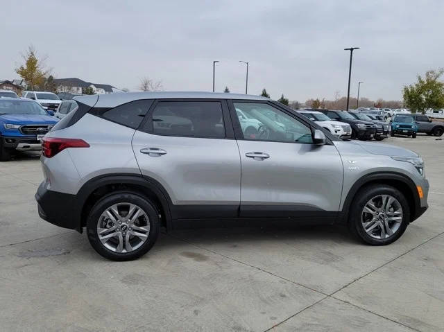 2021 Kia Seltos LX AWD photo