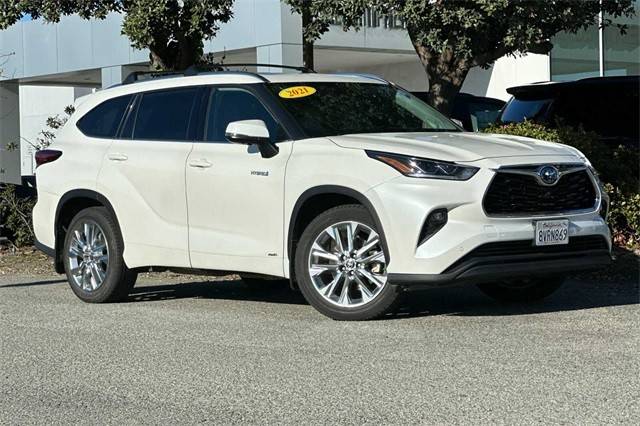 2021 Toyota Highlander Hybrid Limited AWD photo