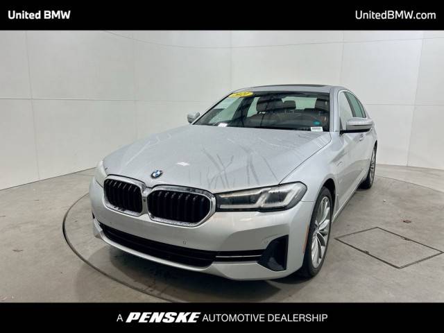 2021 BMW 5 Series 530e RWD photo