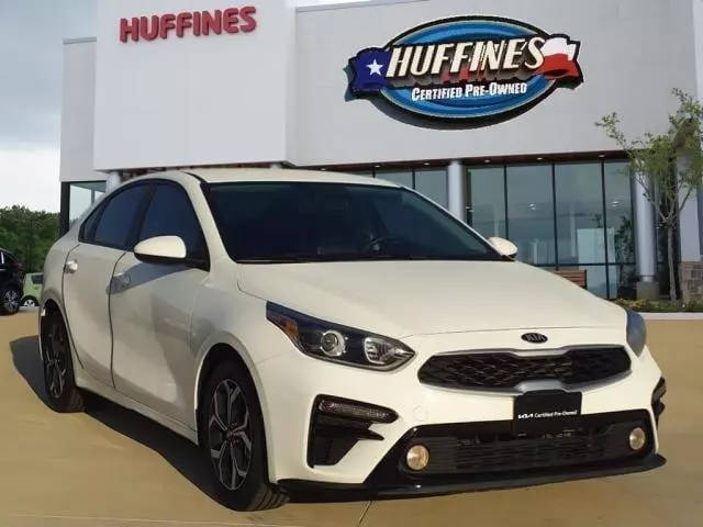 2021 Kia Forte LXS FWD photo