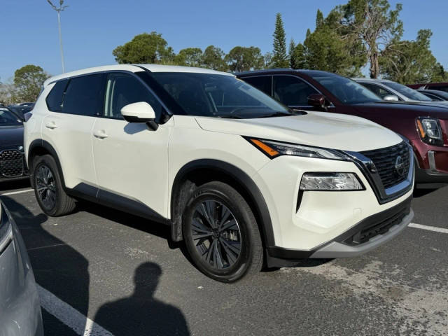 2021 Nissan Rogue SV FWD photo