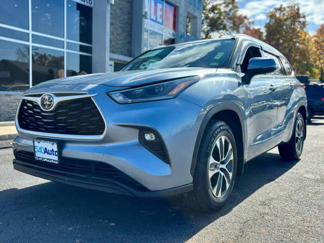 2021 Toyota Highlander XLE AWD photo