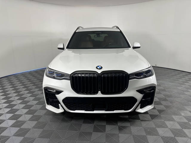 2021 BMW X7 M50i AWD photo