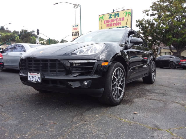 2015 Porsche Macan S AWD photo