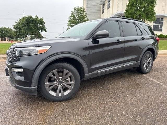 2021 Ford Explorer XLT 4WD photo