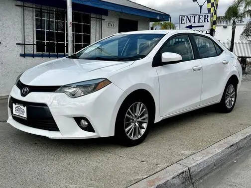2015 Toyota Corolla LE Plus FWD photo