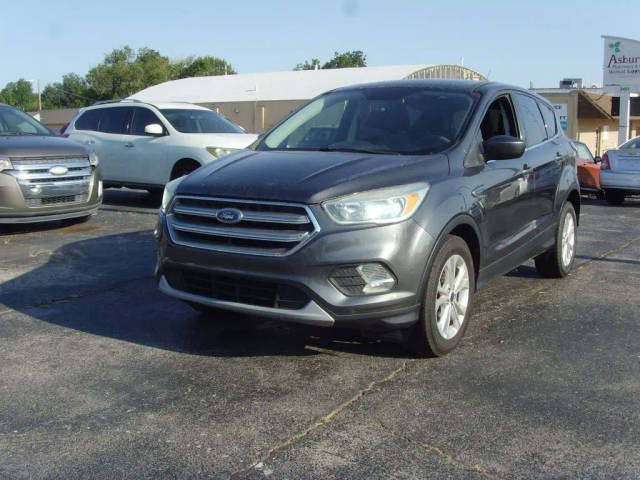 2017 Ford Escape SE FWD photo