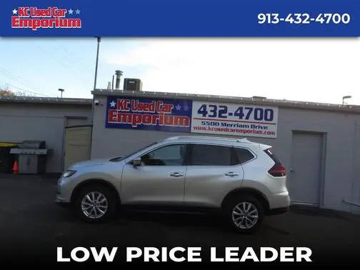 2020 Nissan Rogue SV FWD photo