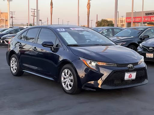 2021 Toyota Corolla LE FWD photo