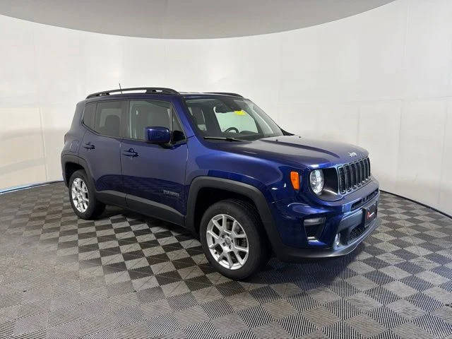 2021 Jeep Renegade Latitude 4WD photo