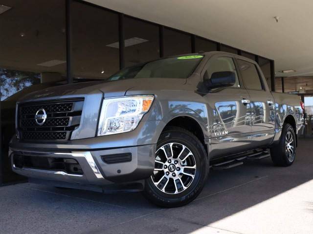 2021 Nissan Titan SV RWD photo