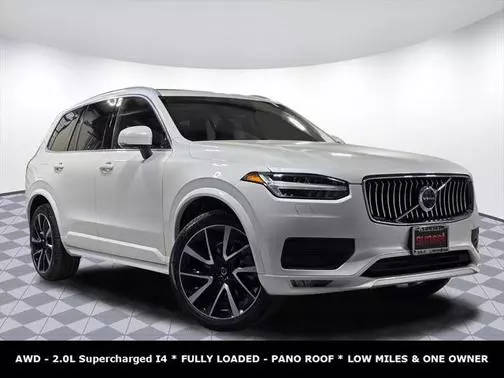 2021 Volvo XC90 Momentum AWD photo