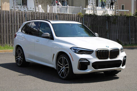 2021 BMW X5 M50i AWD photo