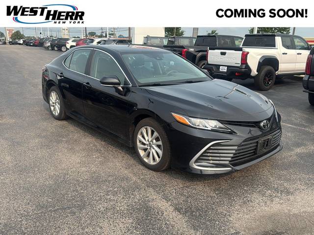2021 Toyota Camry LE FWD photo