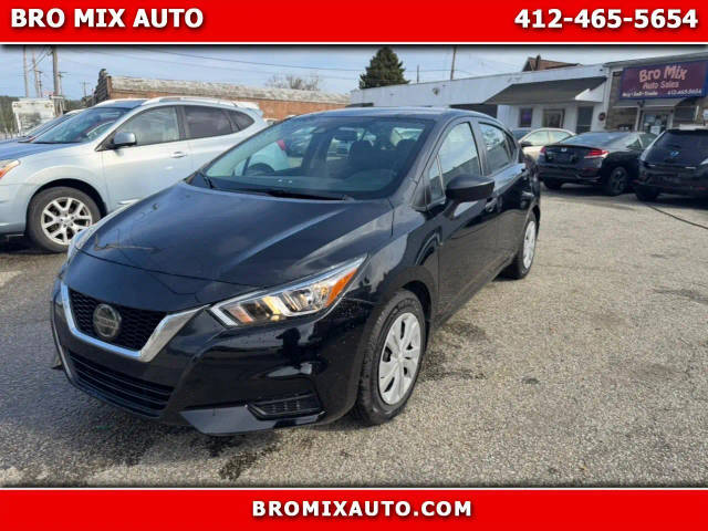 2021 Nissan Versa S FWD photo