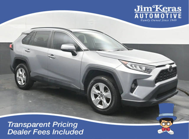 2021 Toyota RAV4 XLE FWD photo