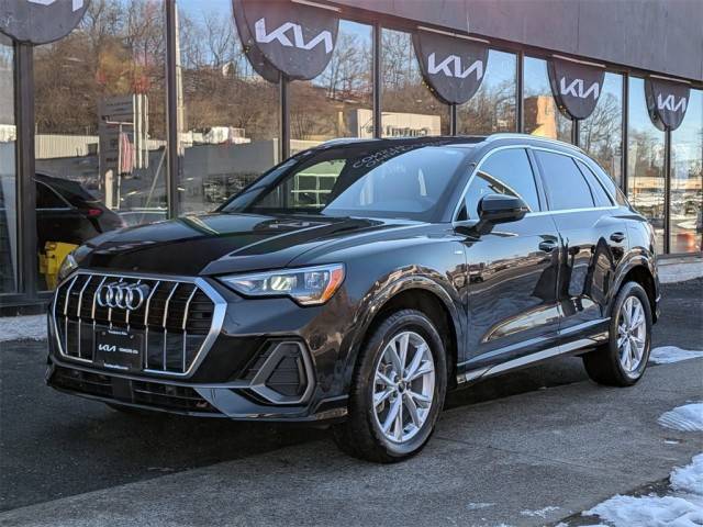 2021 Audi Q3 S line Premium AWD photo