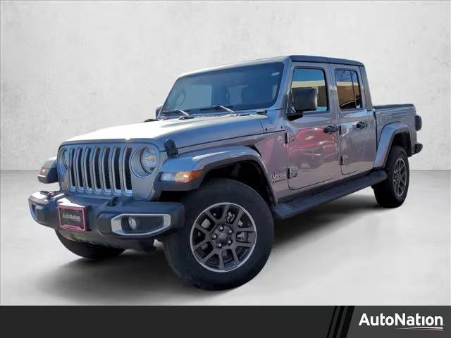 2021 Jeep Gladiator Overland 4WD photo