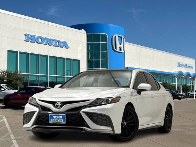 2021 Toyota Camry XSE FWD photo
