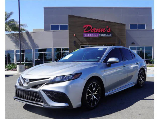 2021 Toyota Camry SE FWD photo