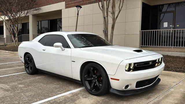 2019 Dodge Challenger R/T RWD photo