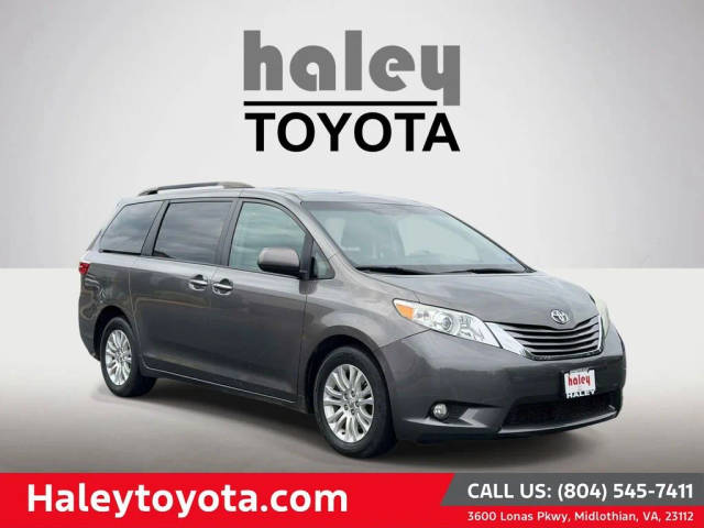 2015 Toyota Sienna XLE FWD photo