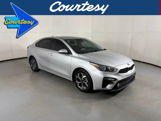 2021 Kia Forte LXS FWD photo